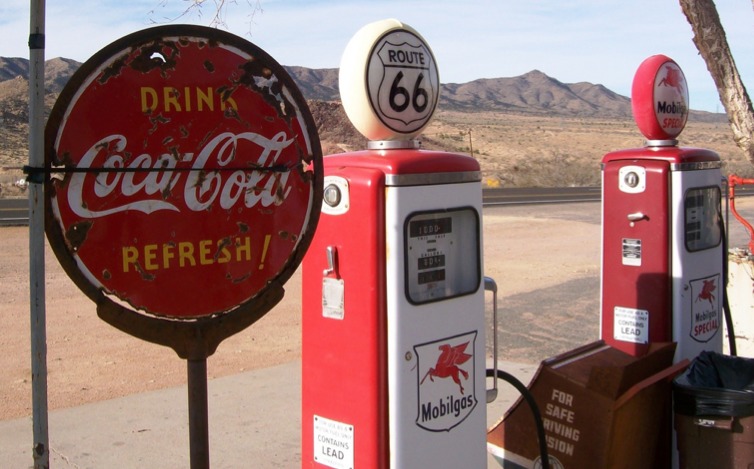 gas-pumps-oil-price
