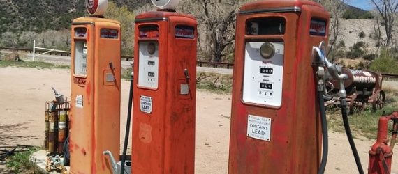 gas-pumps-oil-prices