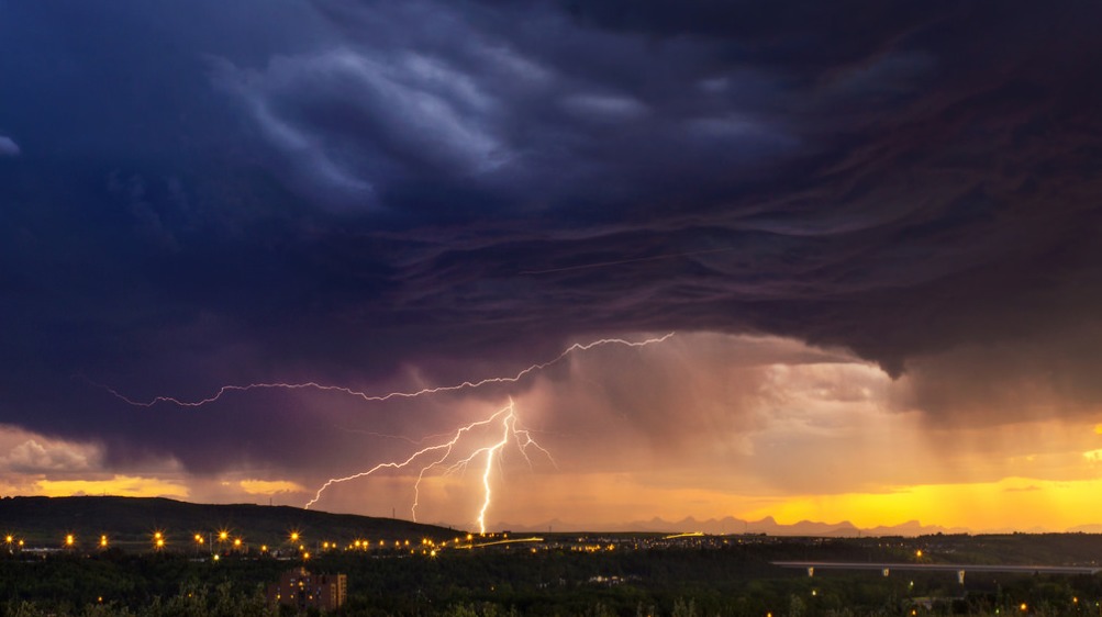 stock-market-storm