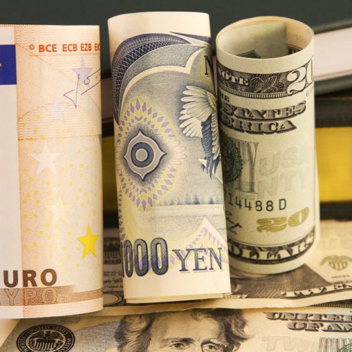 The images show Yen Euro Dollar Currencies