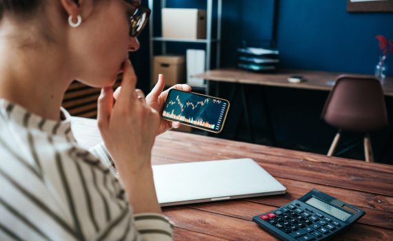 Stocks Pause but Trends Signal Underlying Strain 