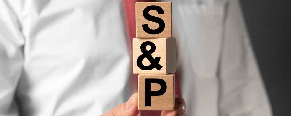 S And P 500 Index letters